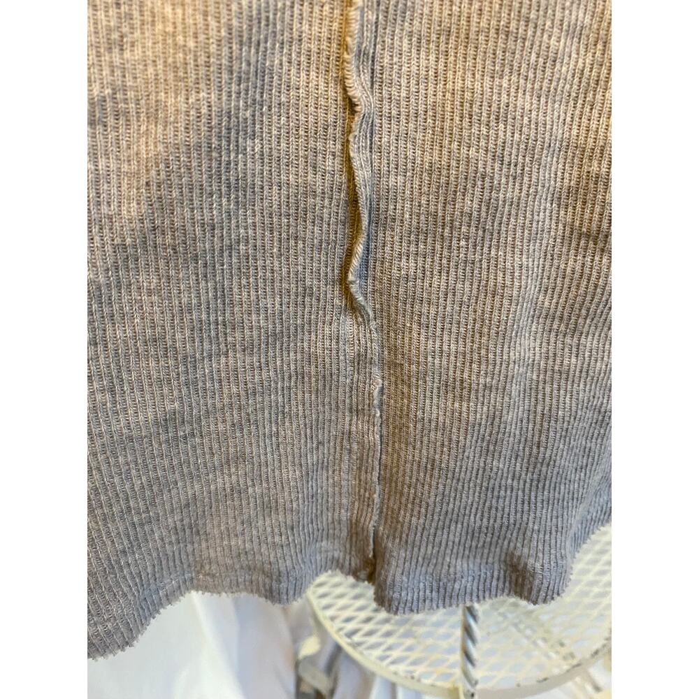 Free People Top Turtleneck Gray Longsleeve Button Cuff Detail Cotton Med - Picture 7 of 11